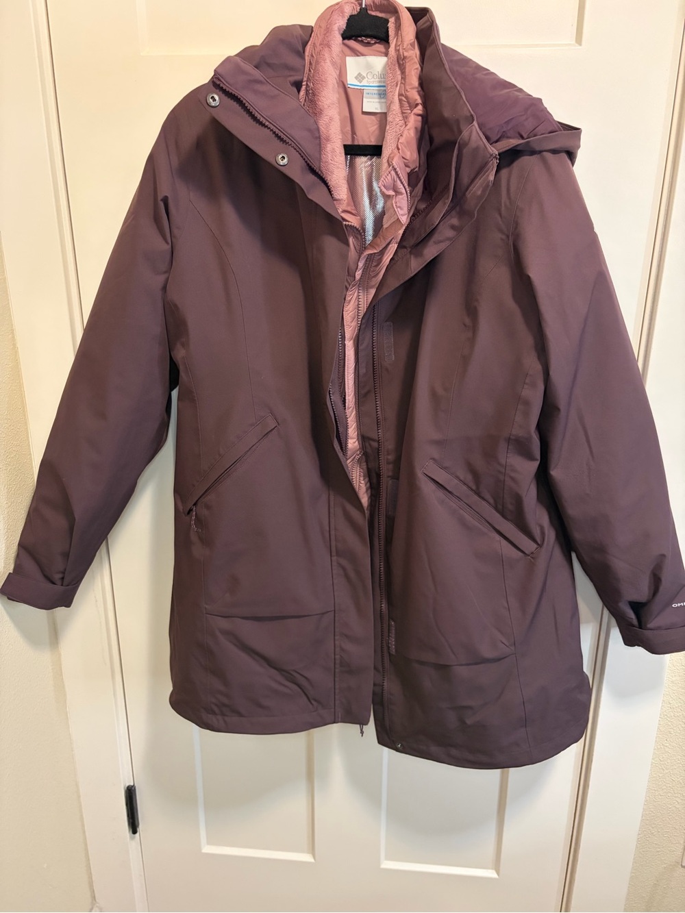 Columbia Women's Waterproof Insulated Interchangeable Jacket  2 pieces- Mauve